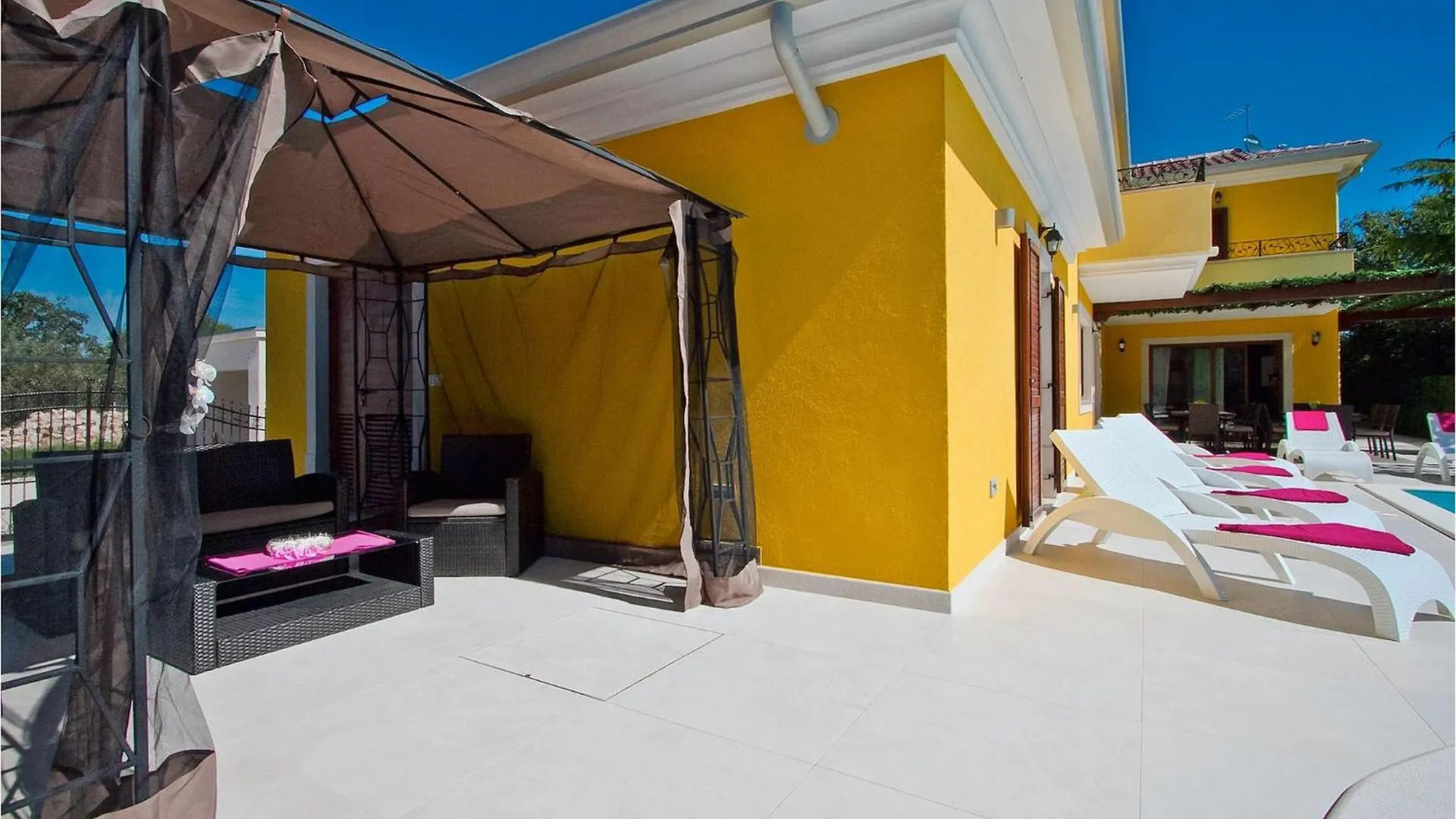 Villa Star Pula Holiday home